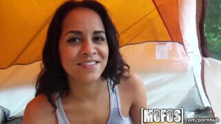 Abby Lee Kolumbiai a gyönyörű kolumbiai nőci megkamatyolva a sátorban - Erocenter.hu