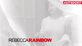 Rebecca Rainbow a tini kicsike mellű kishölgy keményen fenékbe dolgozva - Erocenter.hu