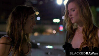 Ashley Lane és Abbie Maley a biszex tinédzser barinők fekete pasassal kúrnak - Erocenter.hu