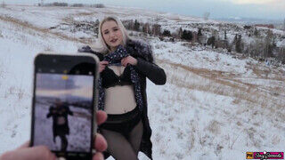 Tini orosz szöszi tinédzser fiatalasszony kúrel a szabadban a pasijával - Erocenter.hu