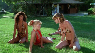 Summer Camp Girls (1983) - Teljes retro szexfilm eredeti szinkronnal hd minőségben dögös csajokkal - Erocenter.hu