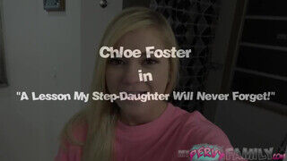 Chloe Foster a pici mellű világos szőke nőci és a perverz bátyó - Erocenter.hu