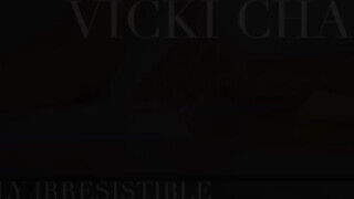 Vicki Chase a pici didkós félvér spiné xxx film válogatása - Erocenter.hu