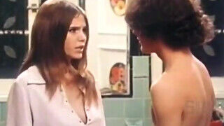 The All-American Girl (1973) - Retro vhs xxx videó szexy tinédzser puncikkal - Erocenter.hu