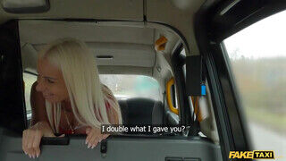 Suzy Grande a tetszetős cseh szöszi milf nem hagyja ki a dugást a taxissal - Erocenter.hu
