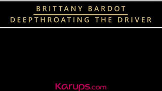 Brittany Bardot a fullos szöszi milf ki volt éhezve a farokra - Erocenter.hu