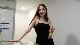 Jenny Kitty a csinos orosz csajszi buli után meghágva - Erocenter.hu